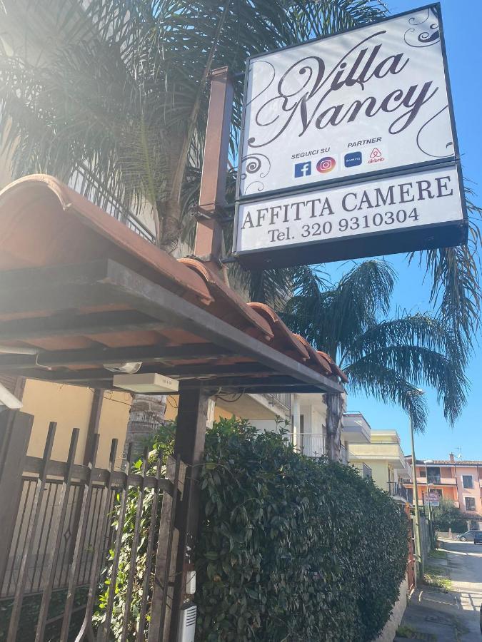 Nancy Cimitile-nola Maison d'hôtes *